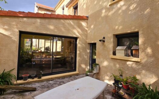 Charmante maison indépendante avec vue sur le canal