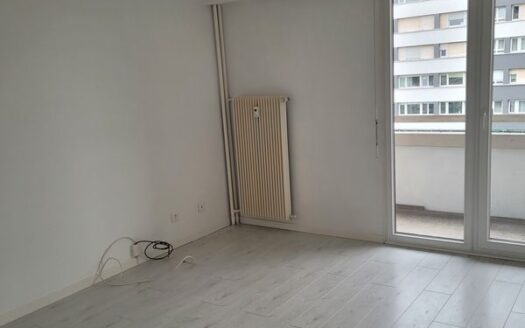 1/3  Grand f1 esplanade vendu occupee