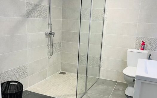 AV Appartement RDC T3 Neuf 70M2 + pkg