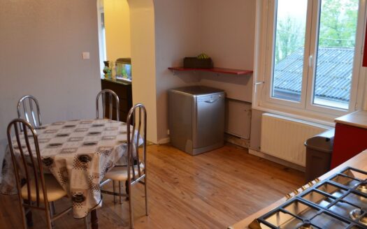 Maison de ville – 4 pièces – 102m²