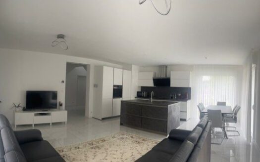 Maison 8 pieces145 m2 habitable