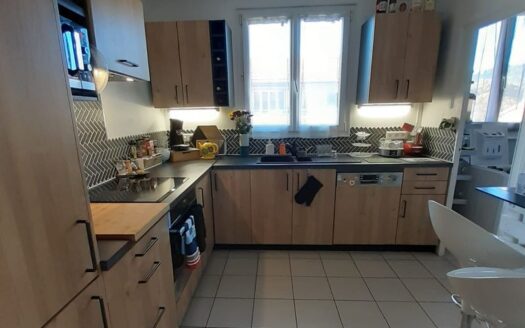 Appartement à vendre – Clermont – 78m² + place parking privative