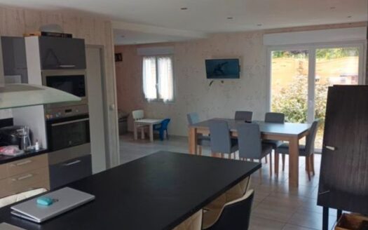 1/3  Maison familiale