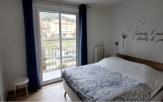 Superbe Appartement T2 Rénové Petite Provence