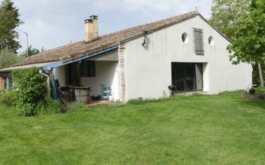 Maison de charme 5 pièces 242m²