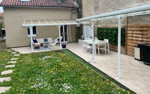 Maison avec jardin proche du centre-ville