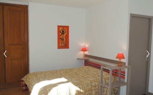 Gîte 300 m² proche Miremont et Lac des Fades