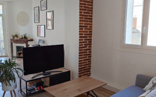Duplex lumineux avec terrasse tropézienne