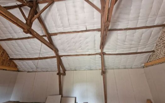 Vend grange à rénover + maison en location