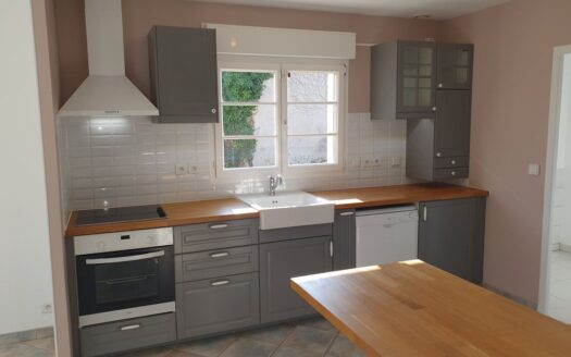 Maison 5 chambres – 130 m2 – Limite Chambray les tours /St Avertin / Tours – rénovée – au calme