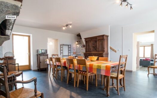 Gîte 300 m² proche Miremont et Lac des Fades