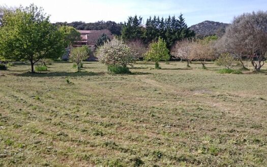 Propriété sur 5850 m2 avec une zone constructible