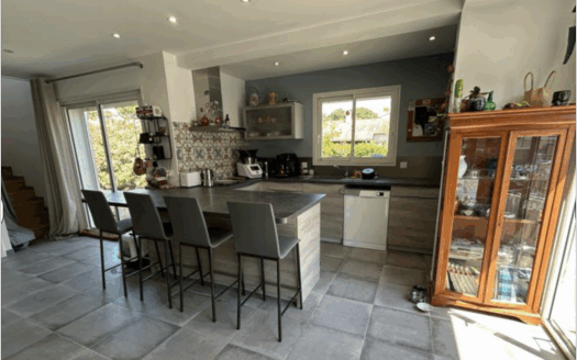 Maison 4 pièces – 90 m² / 250m² de terrain – Pignan centre – Jardin – Garage – Parking