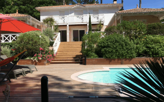 Superbe maison en bordure du golf de Biscarrosse