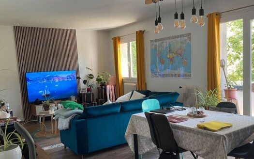 Appartement 3 pièces – 87 m² – Balcons + Garage – Agen
