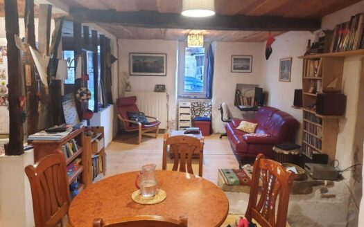 À vendre – Maison familiale avec potentiel, au calme, dans un hameau convivial en Ariège