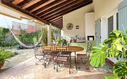 VILLA 103M2 4 CHAMBRES 1020M2 TERRAIN contact uniquement telephone