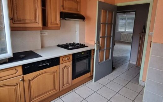 Appartement . 81m2 . Garage / cave / loggia
