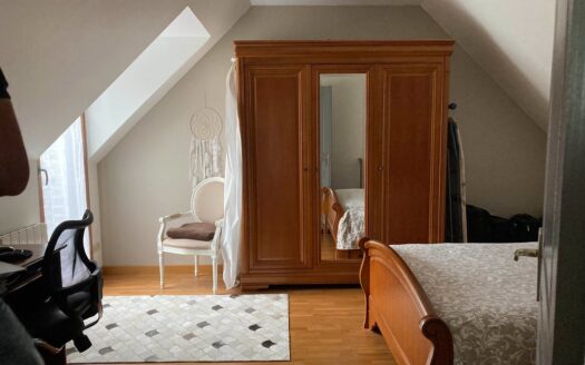 Maison dans ancienne ferme