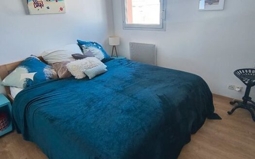 Appart T4 – 71m² lumineux, grand balcon, piscine et gardien + Garage fermé et place parking – 3