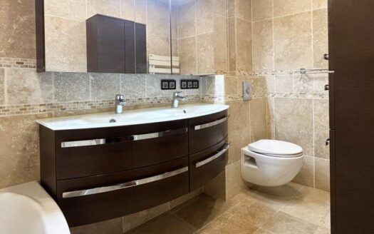 1/3  Très bel appartement Avignon intra-muros