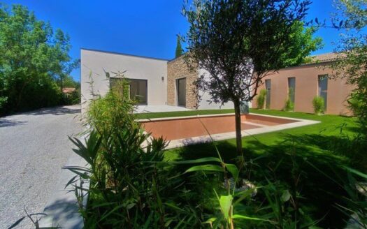Villa neuve contemporaine