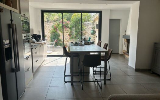 1/3  Maison de village 127m2 hors agence