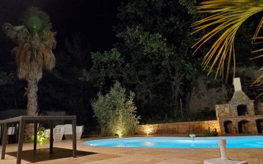 VILLA NEUVE 167 m2 PROCHE COMMERCES, EN BRIQUE ISOTHERME, PISCINE CHAUFFEE, PANNEAUX SOLAIRES