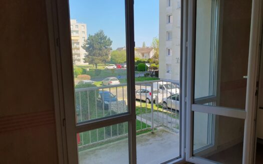 STUDIO 51000€