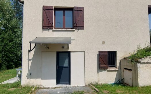 Maison 12 pieces 10 chambres 3 niveaux DPE B