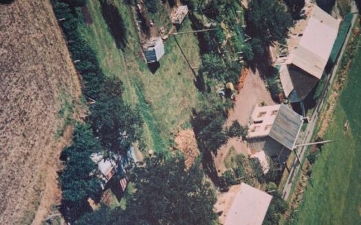 Maison d habitation et batiments