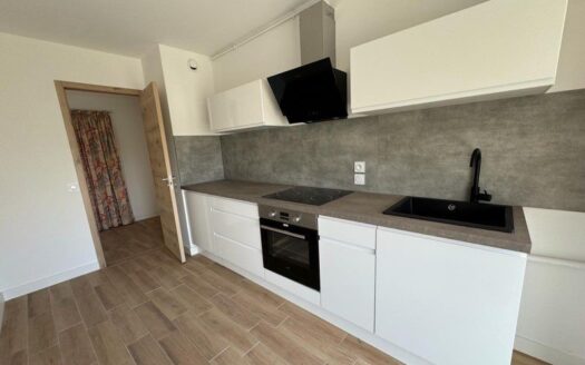 Cannes. Bel appartement refait à neuf 71 m2 . Affaire très sérieuse