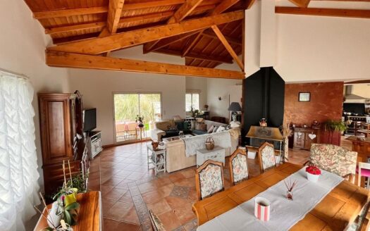 Vends maison 149m² Marboz sur 2945m² paysagés – calme