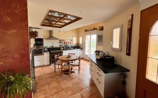 Vends maison 149m² Marboz sur 2945m² paysagés – calme