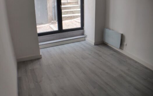 Studio entièrement rénové ideal investisseur