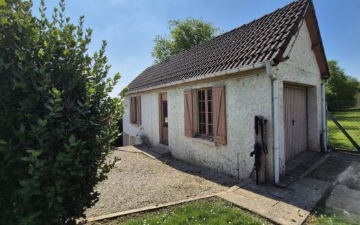 Garage à aménager sur terrain constructible de +1000 m² – Proche Gisors (5 min)