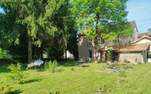 Charmante maison en pierre