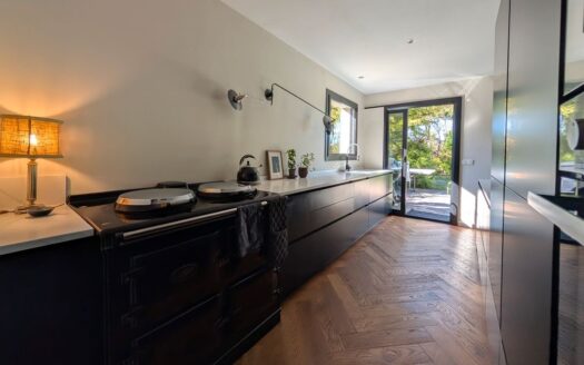 Grande maison familiale de 180 m² à Sainte-Agrève (07) sur terrain arboré de 1 350 m²