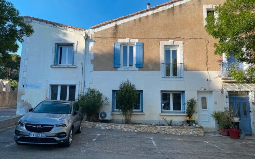 Maison de village st saturnin