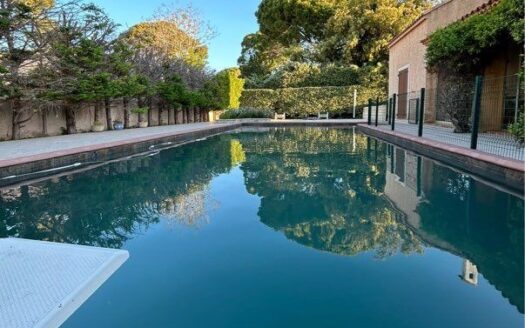 Vend villa au calme à 5 mn à pied de la plage de Sainte Croix