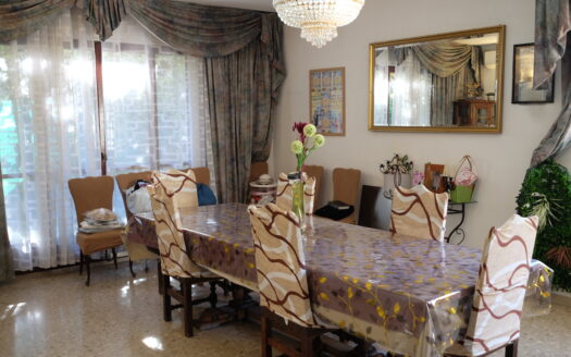 Belle villa familiale avec jardin, piscine et garage