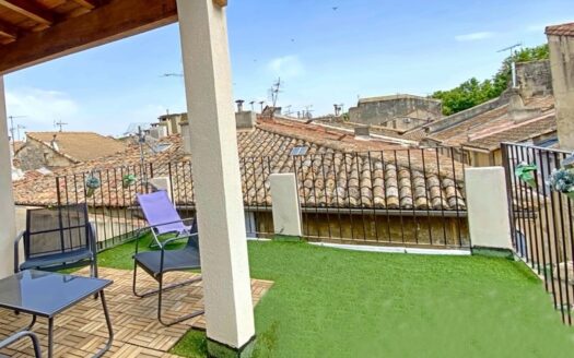 Maison 2 chambres + toit-terrasse – Quartier La Roquette – Arles