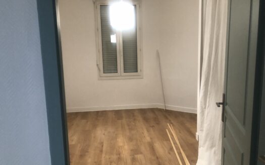 BORDEAUX BASTIDE APT T2 TERRASSE BE