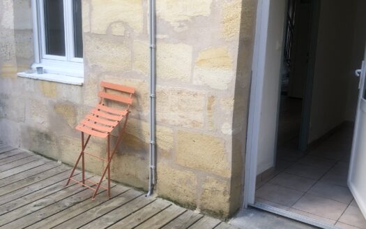 BORDEAUX BASTIDE APT T2 TERRASSE BE