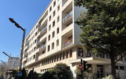 Secteur Planchette – Levallois-Perret Appartement 3 pièces – 59,5 m² – Traversant & lumineux