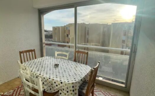 Studio Palavas 1 pièce 24m2 + loggia + 2 places parking