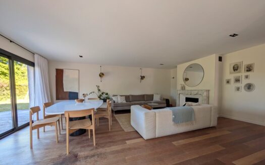 Grande maison familiale de 180 m² à Sainte-Agrève (07) sur terrain arboré de 1 350 m²