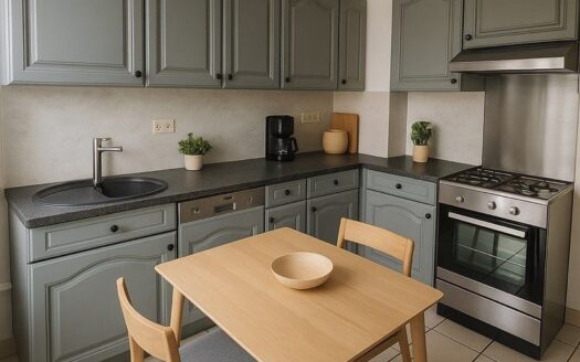 À vendre : Appartement T3 – 75 m² – Ascenseur – Avenue des Pupilles, Aurillac – 95 000