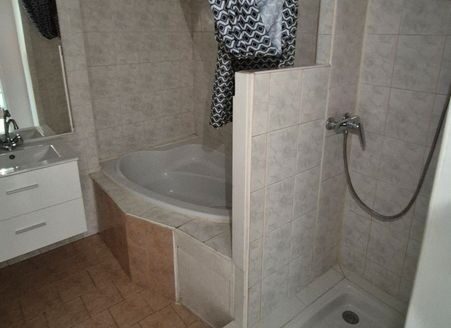 Maison deux chambres + terrain constructible