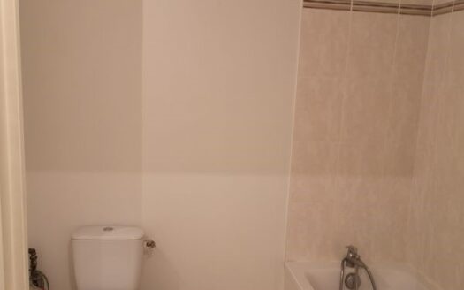 Studio 31 m2 Gerland 69007, 149000 +garage 15000